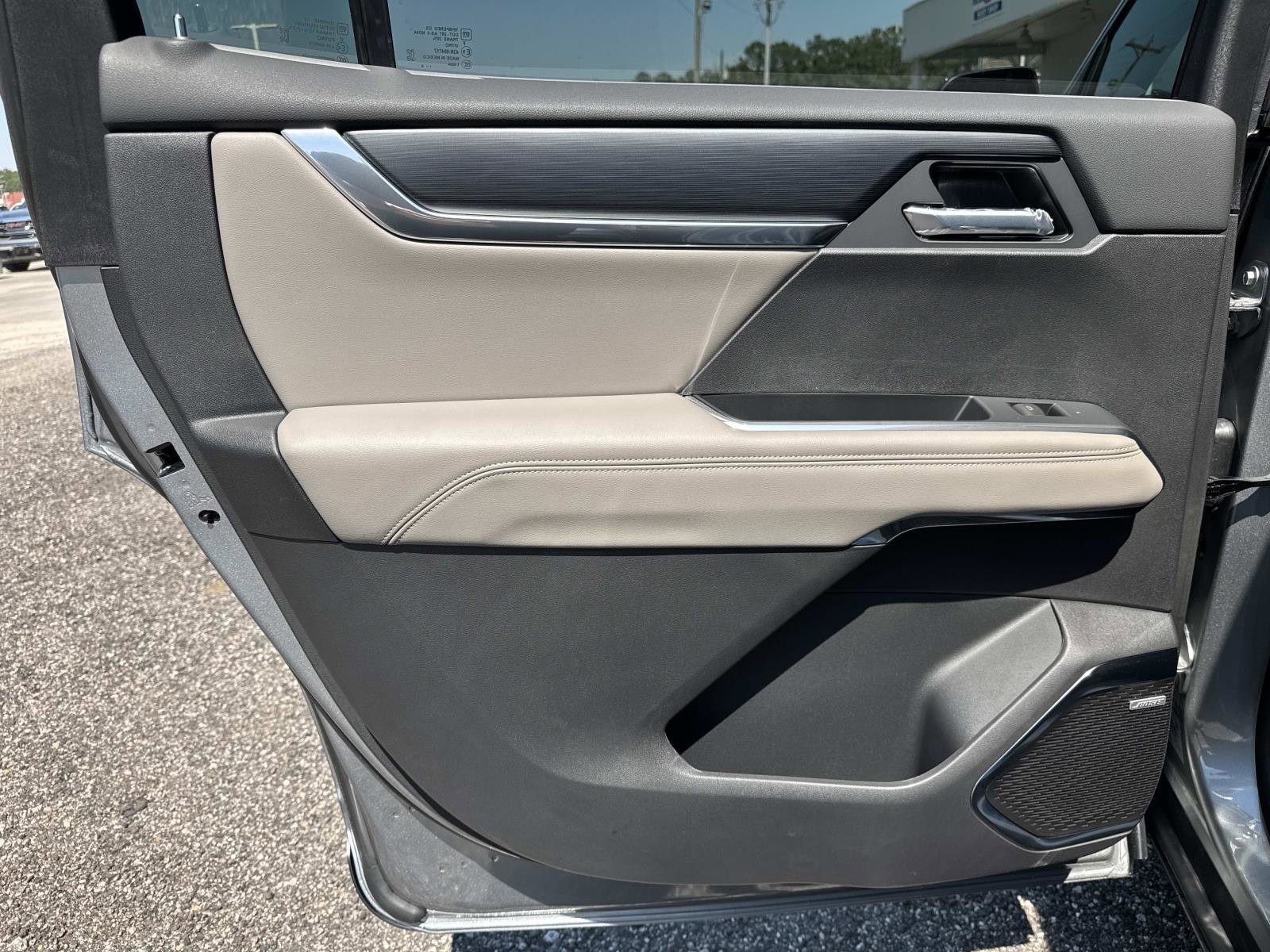 2026 GMC Acadia Elevation - Photo 12