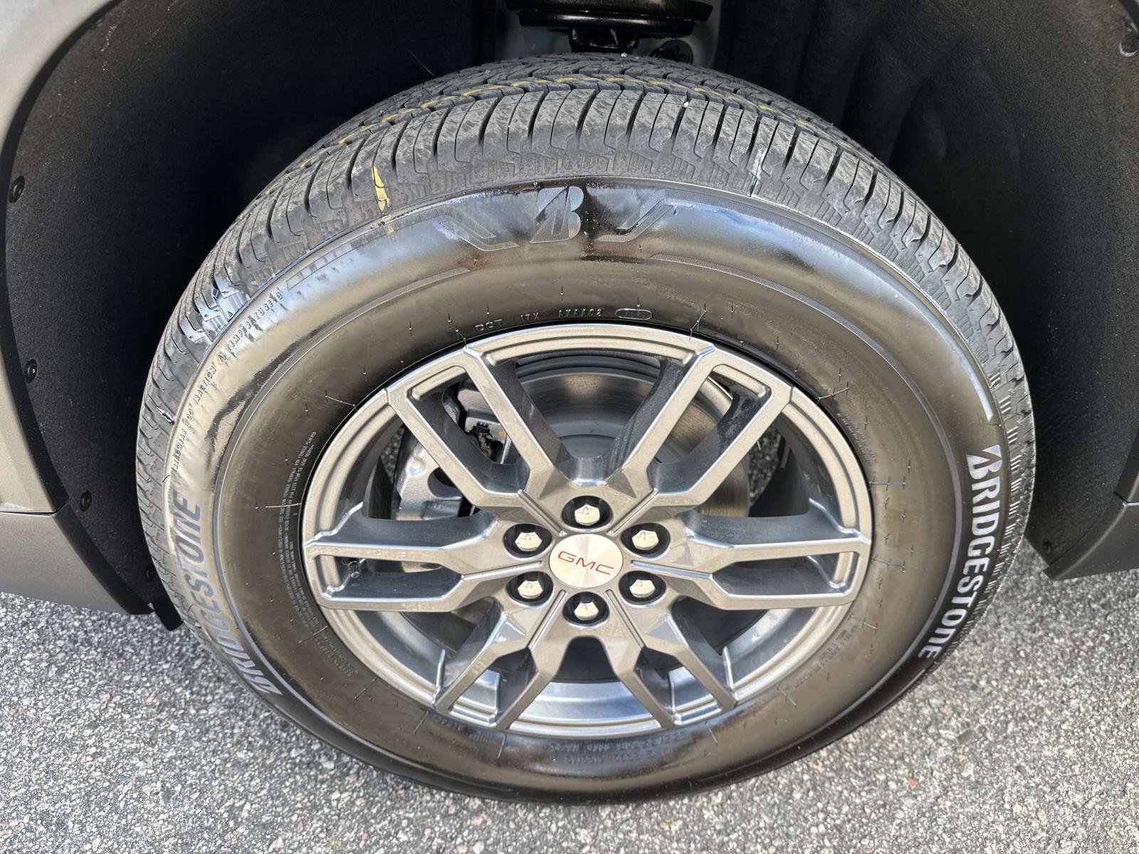 2026 GMC Acadia Elevation - Photo 10