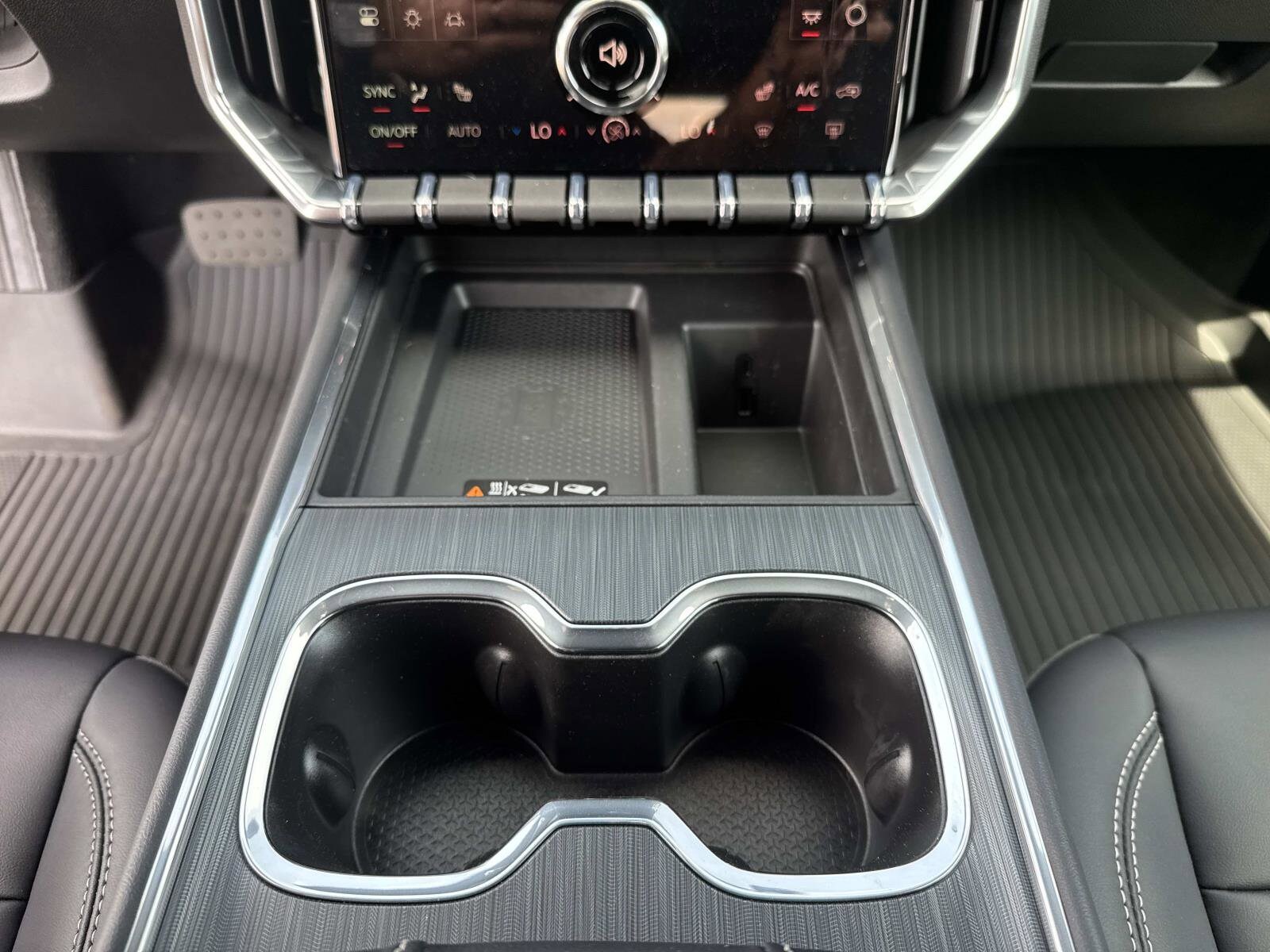 2026 GMC Acadia Elevation - Photo 31