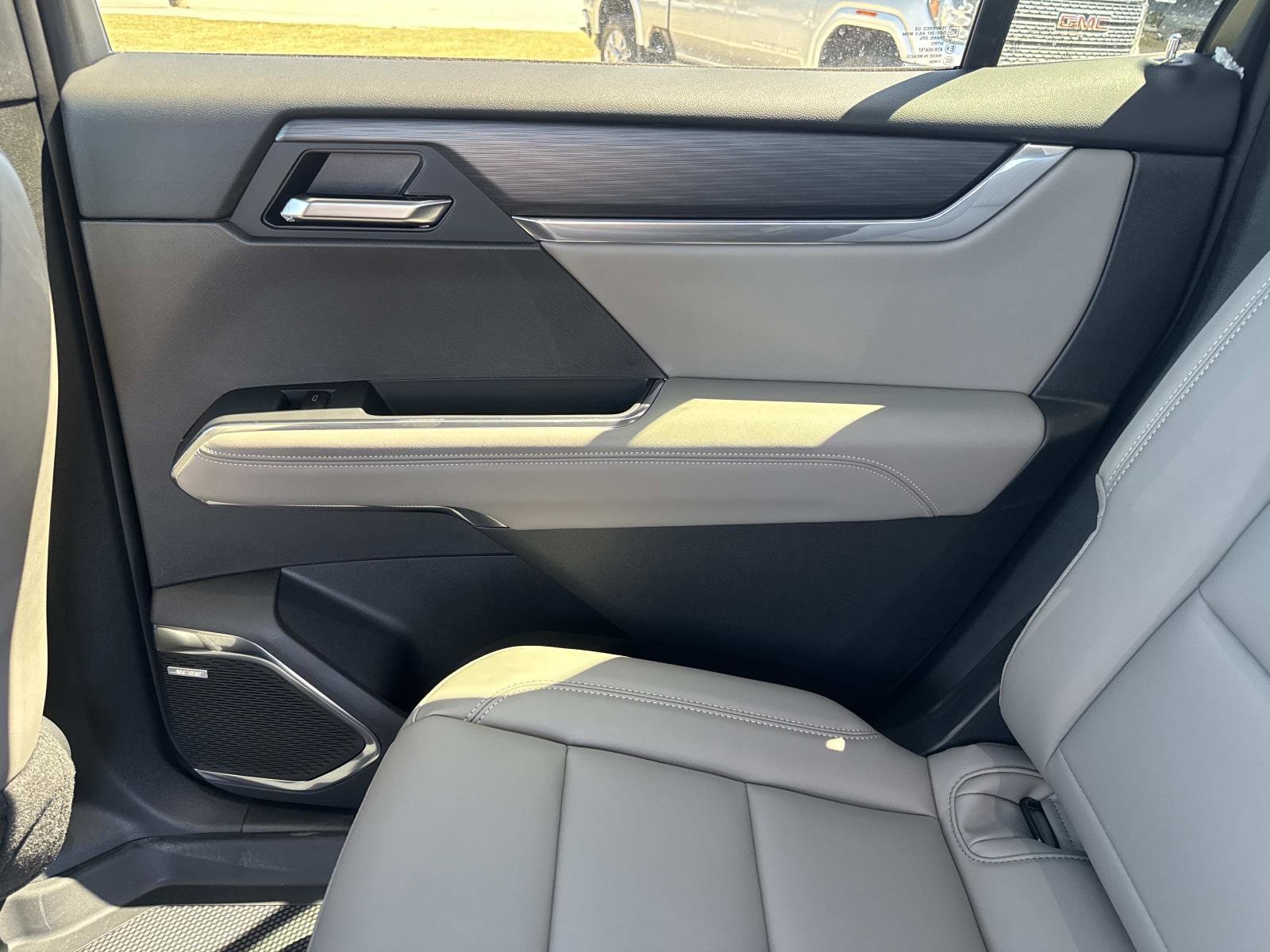2026 GMC Acadia Elevation - Photo 16