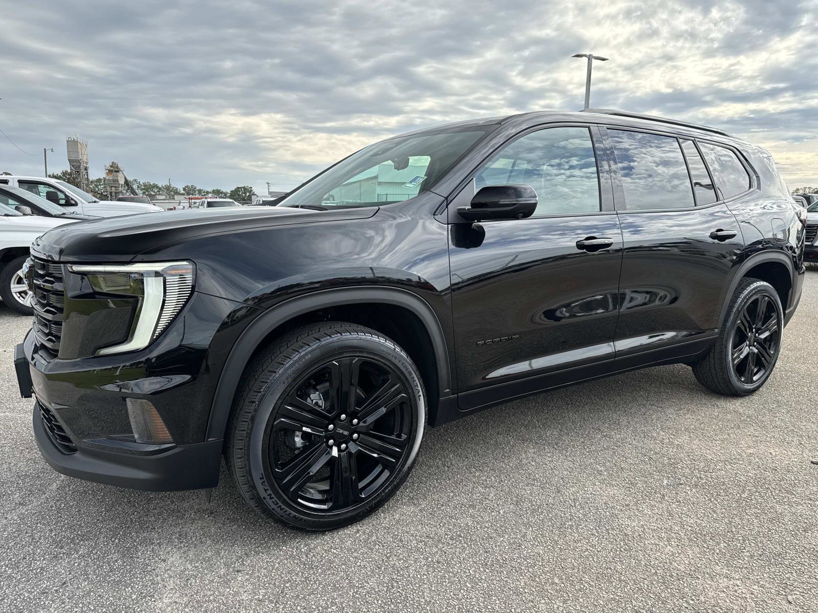 2026 GMC Acadia Elevation - Photo 7