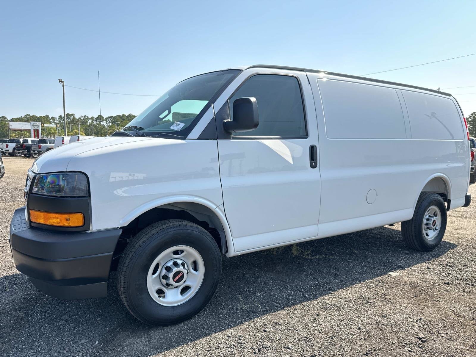 2026 GMC Savana Cargo Work Van - Photo 7