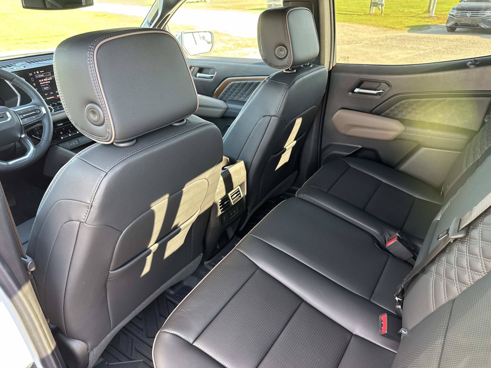 2026 GMC Canyon Denali - Photo 17
