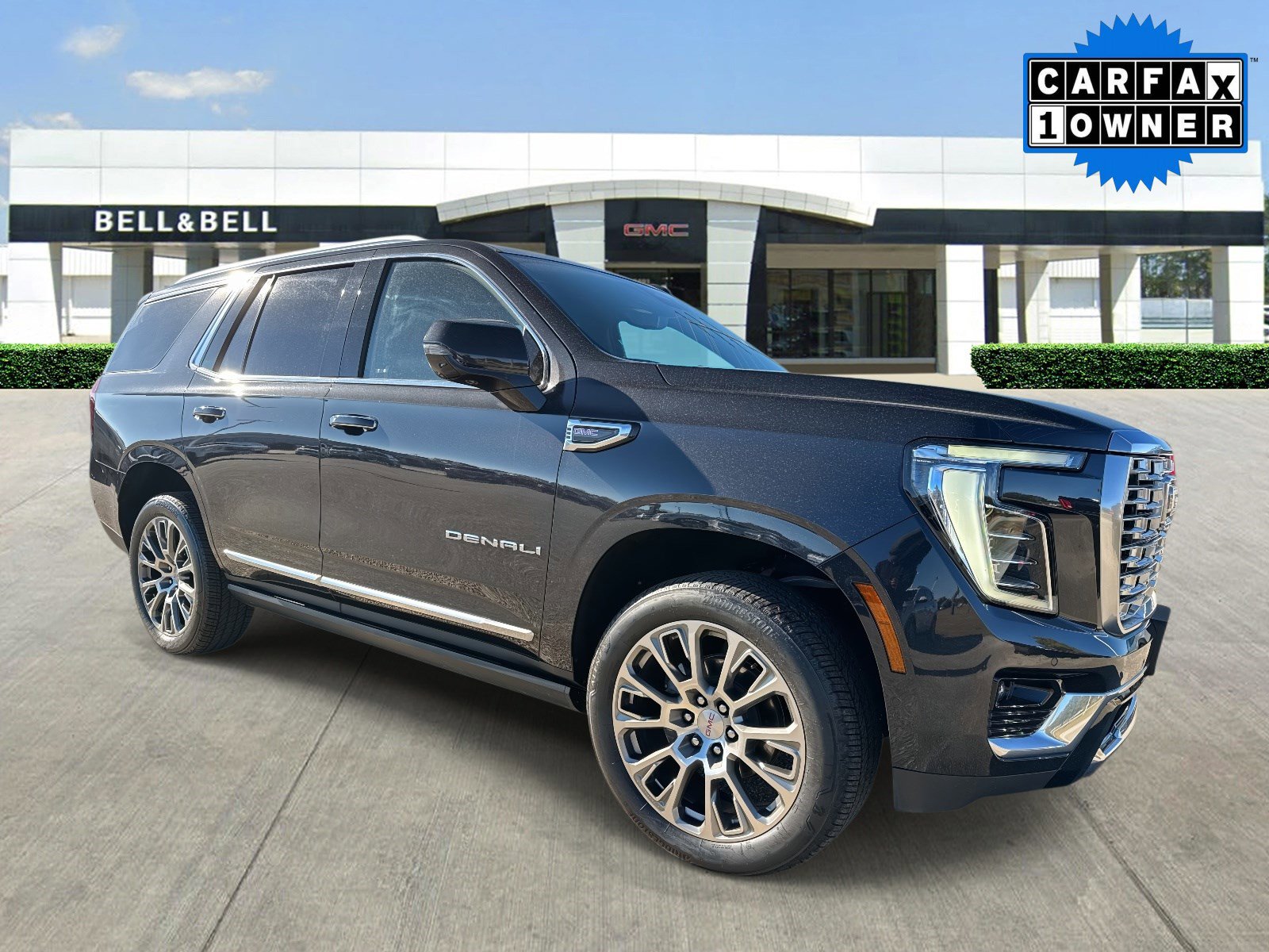 2025 GMC Yukon Denali's photo