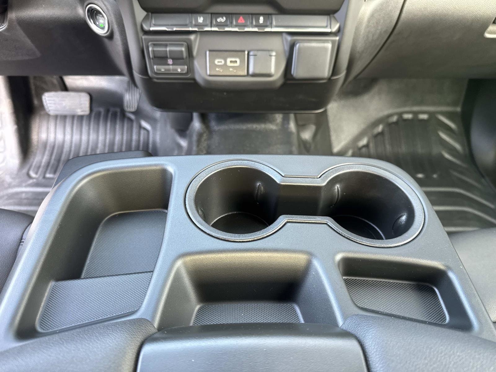 2025 GMC Sierra 3500HD Pro - Photo 25