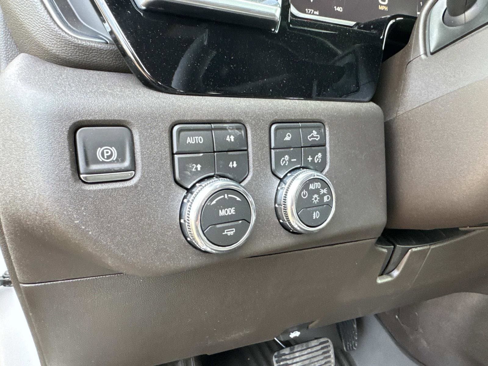 2026 GMC Sierra 2500HD SLT - Photo 38
