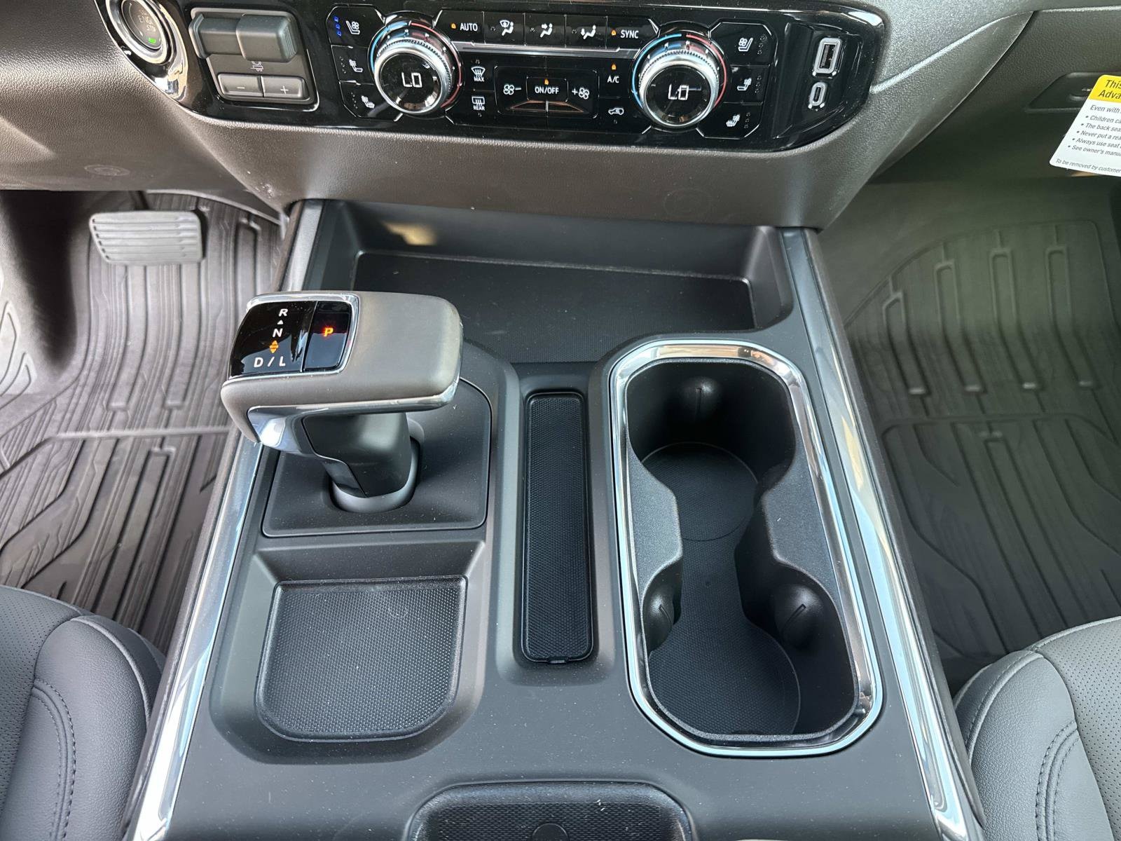 2026 GMC Sierra 1500 SLT - Photo 32