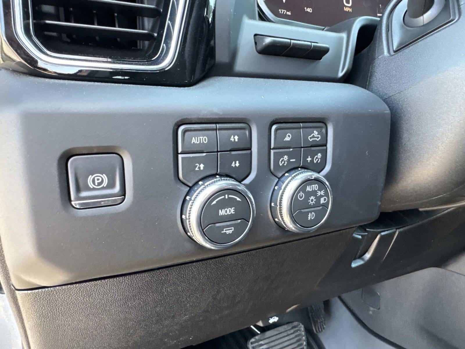 2026 GMC Sierra 2500HD Denali - Photo 38