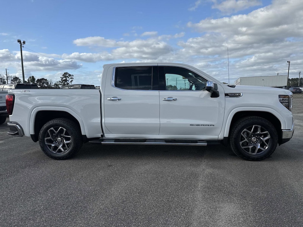 New 2026 GMC Sierra 1500 SLT Truck