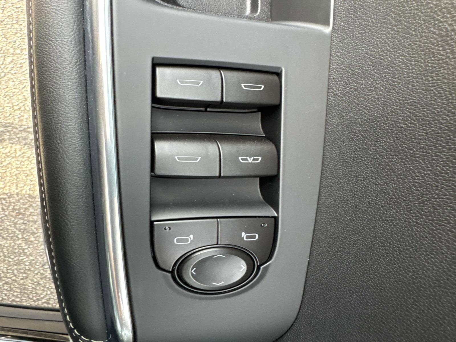 2026 GMC Acadia Elevation - Photo 20
