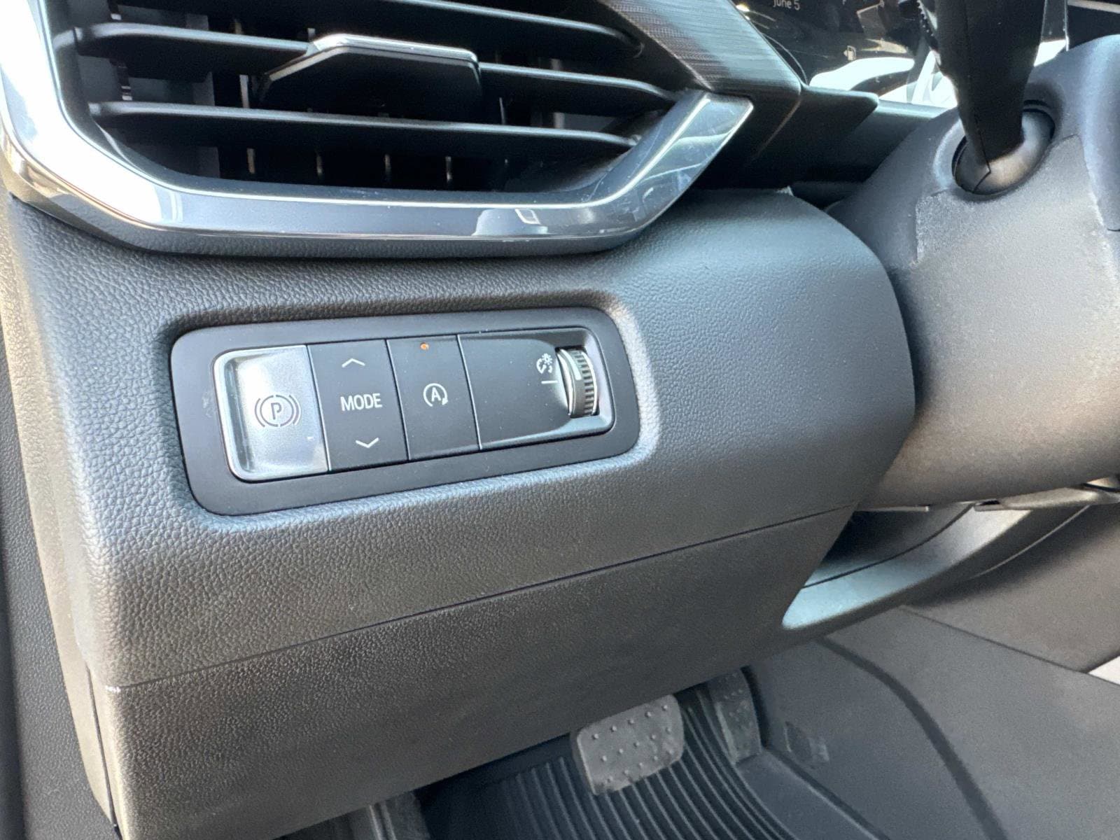 2026 GMC Acadia Elevation - Photo 36