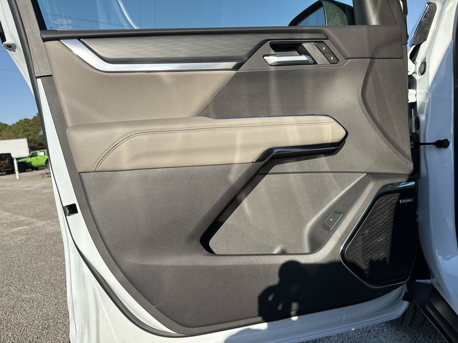 2026 GMC Acadia Elevation - Photo 19