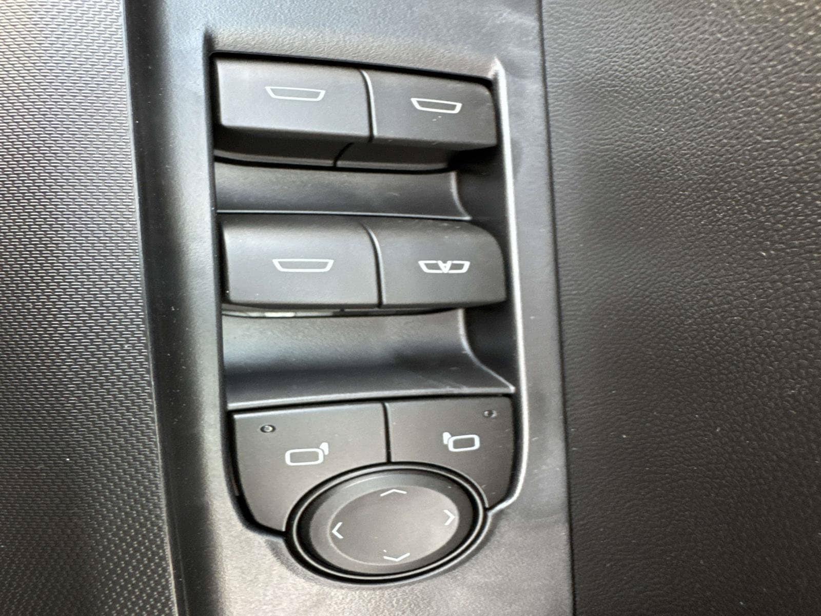 2026 GMC Canyon Elevation - Photo 21