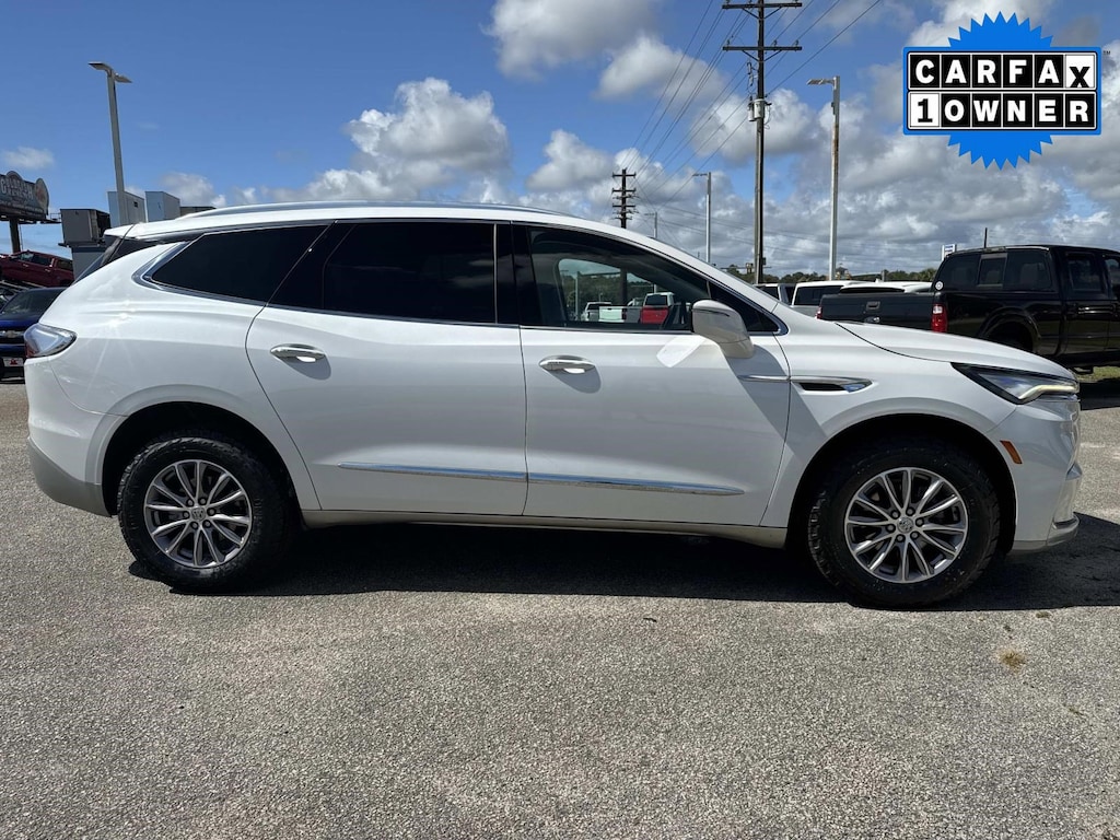 Used 2023 Buick Enclave Essence SUV