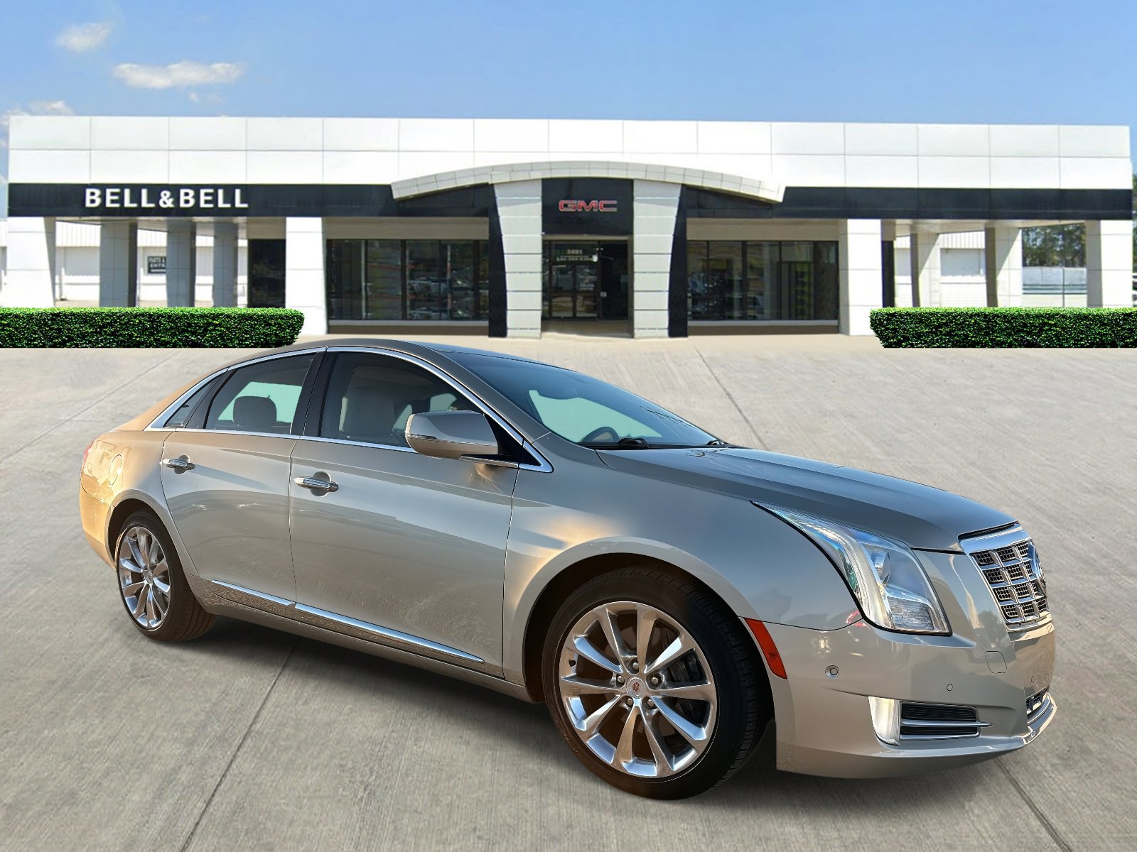 2014 Cadillac XTS Luxury Collection's photo