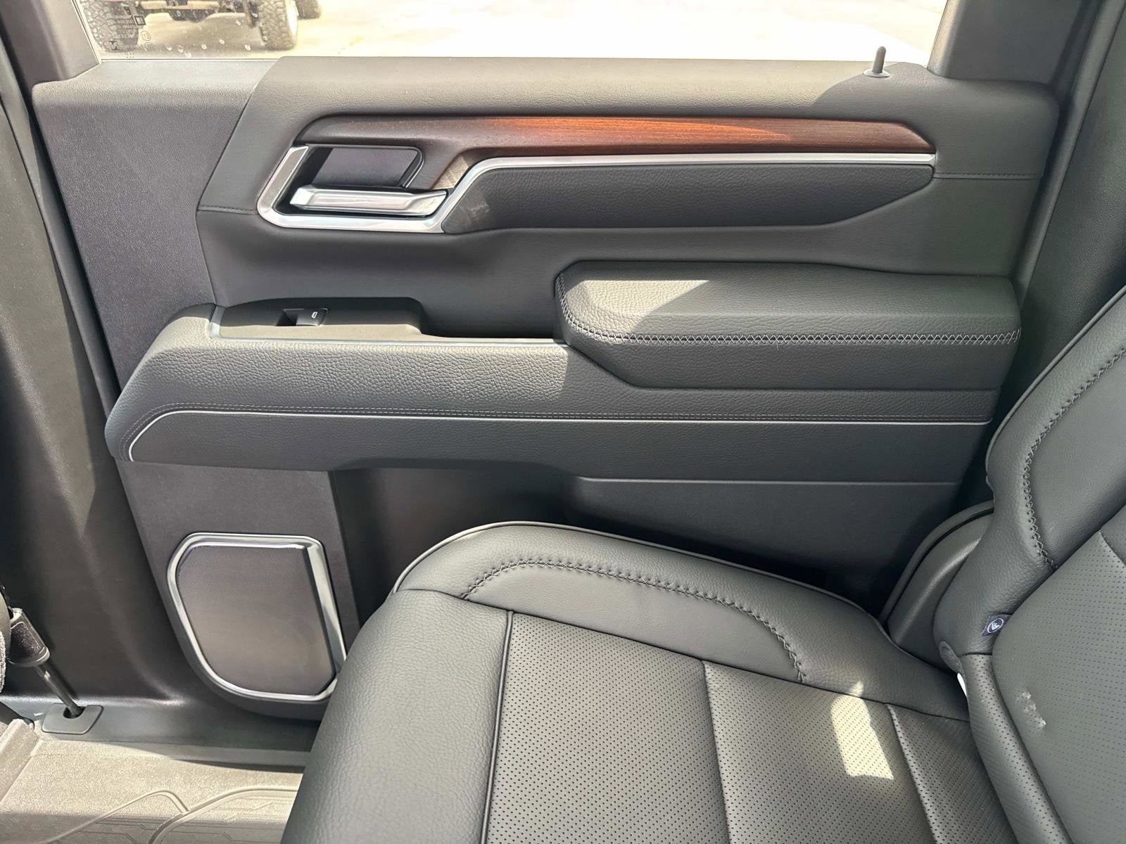 2025 GMC Sierra 2500HD Denali - Photo 18