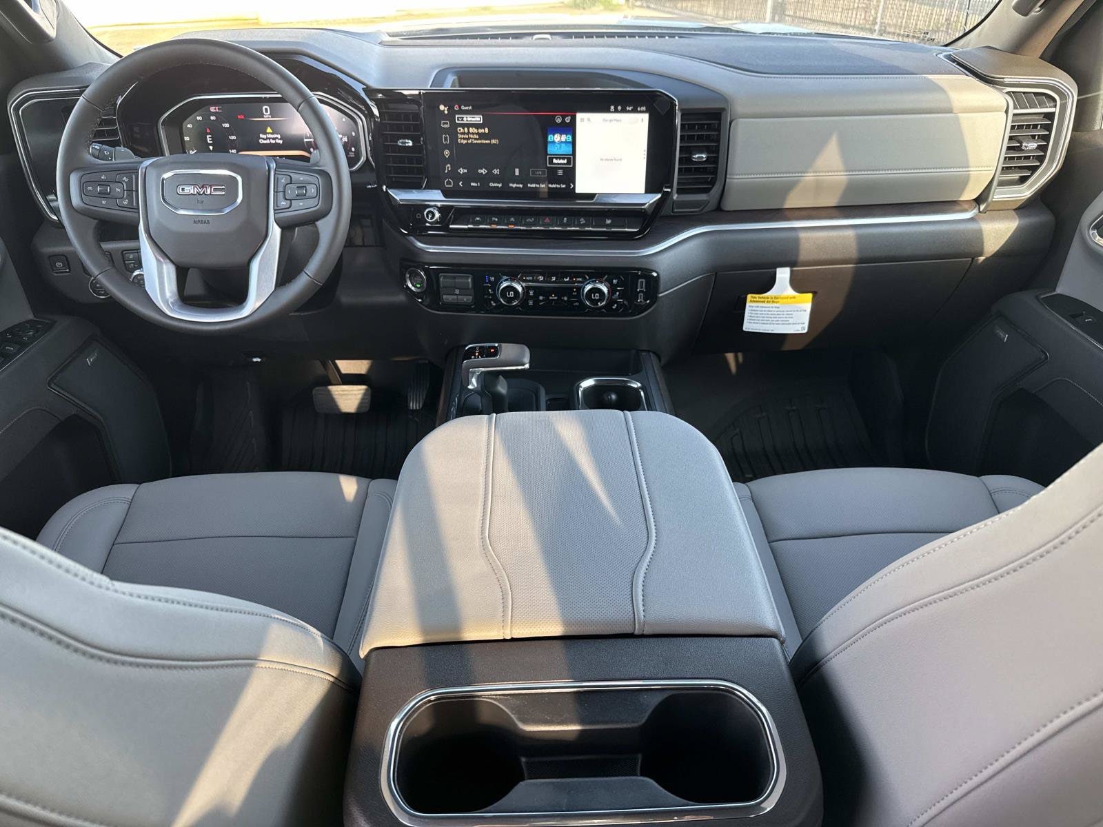 2026 GMC Sierra 1500 SLT - Photo 18