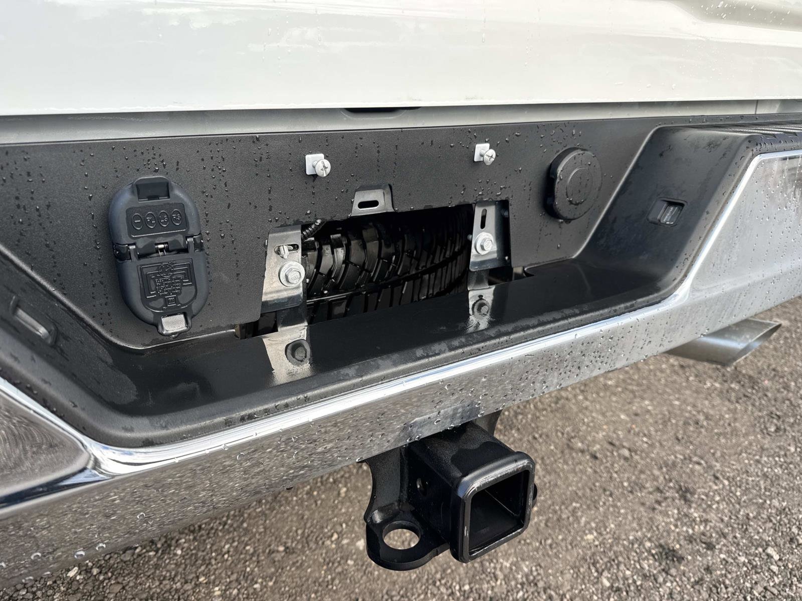 2025 GMC Sierra 3500HD Pro - Photo 13