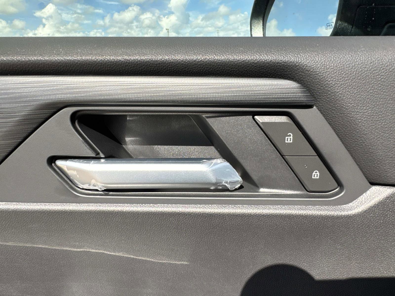 2026 GMC Acadia Elevation - Photo 21