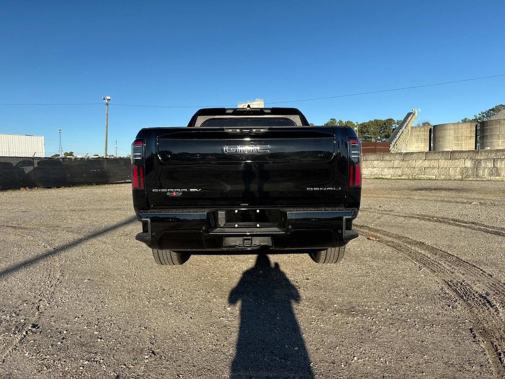 New 2025 GMC Sierra EV Max Range Denali Truck
