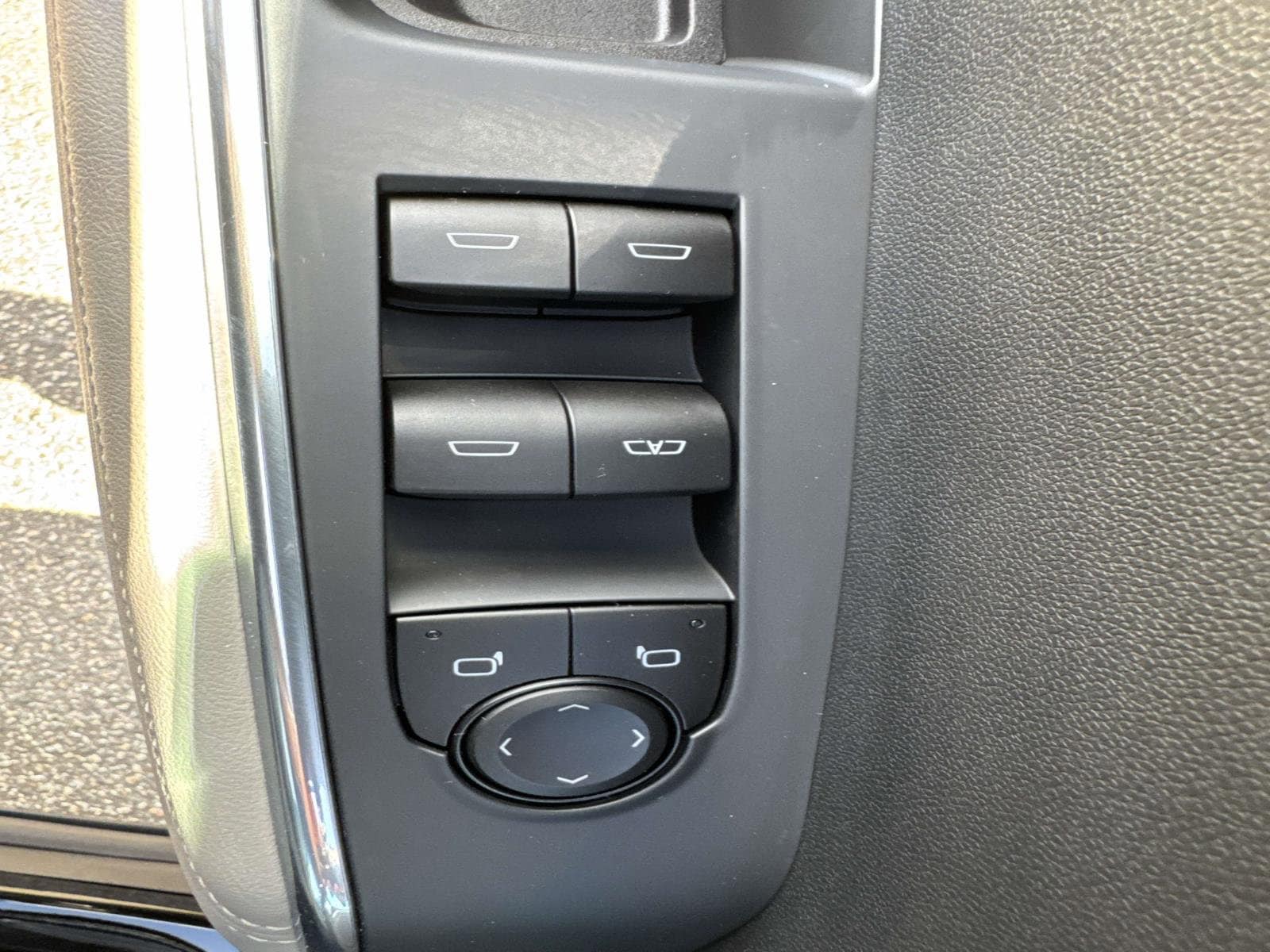2026 GMC Acadia Elevation - Photo 20