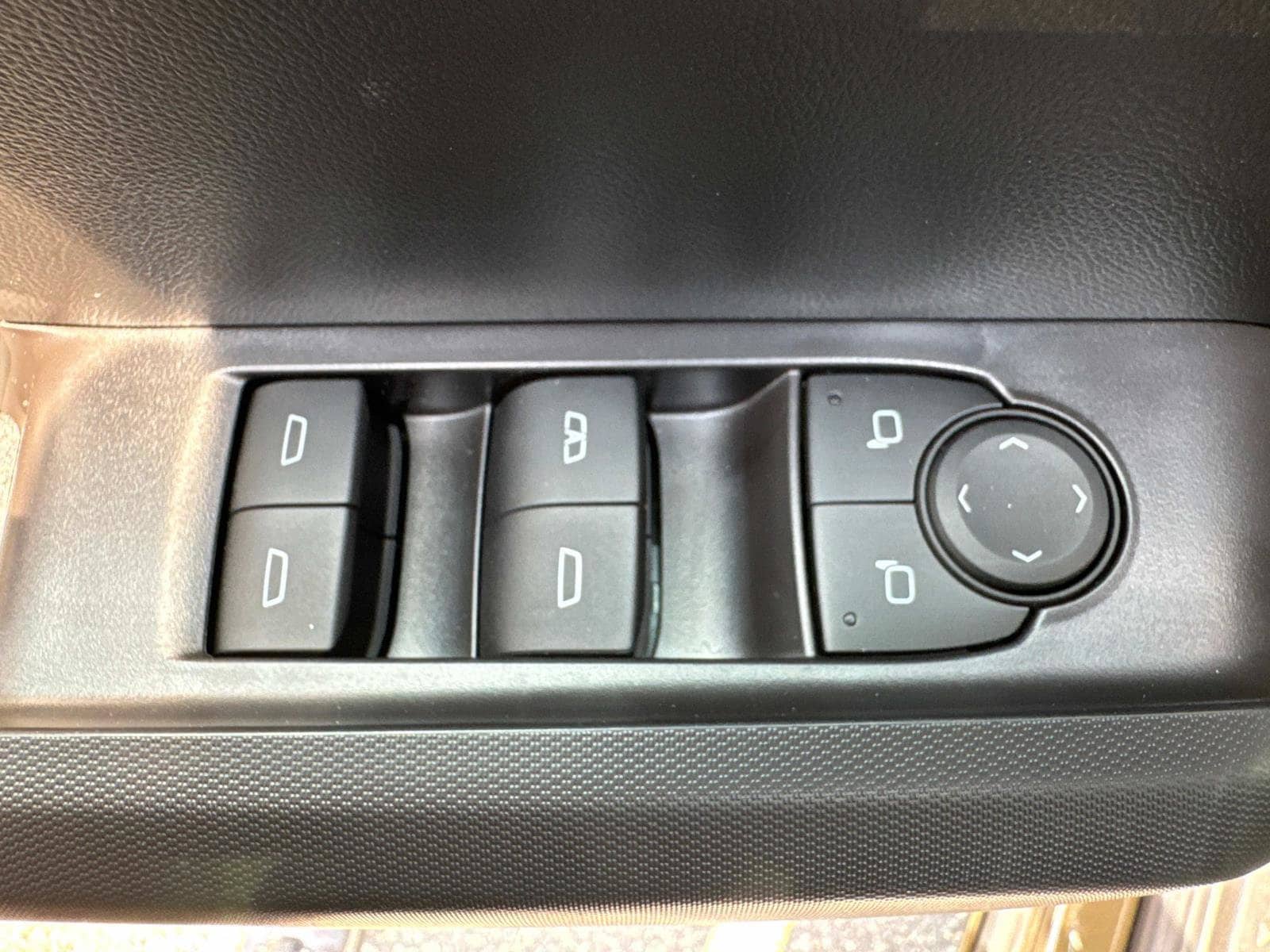 2025 GMC Canyon Elevation - Photo 21