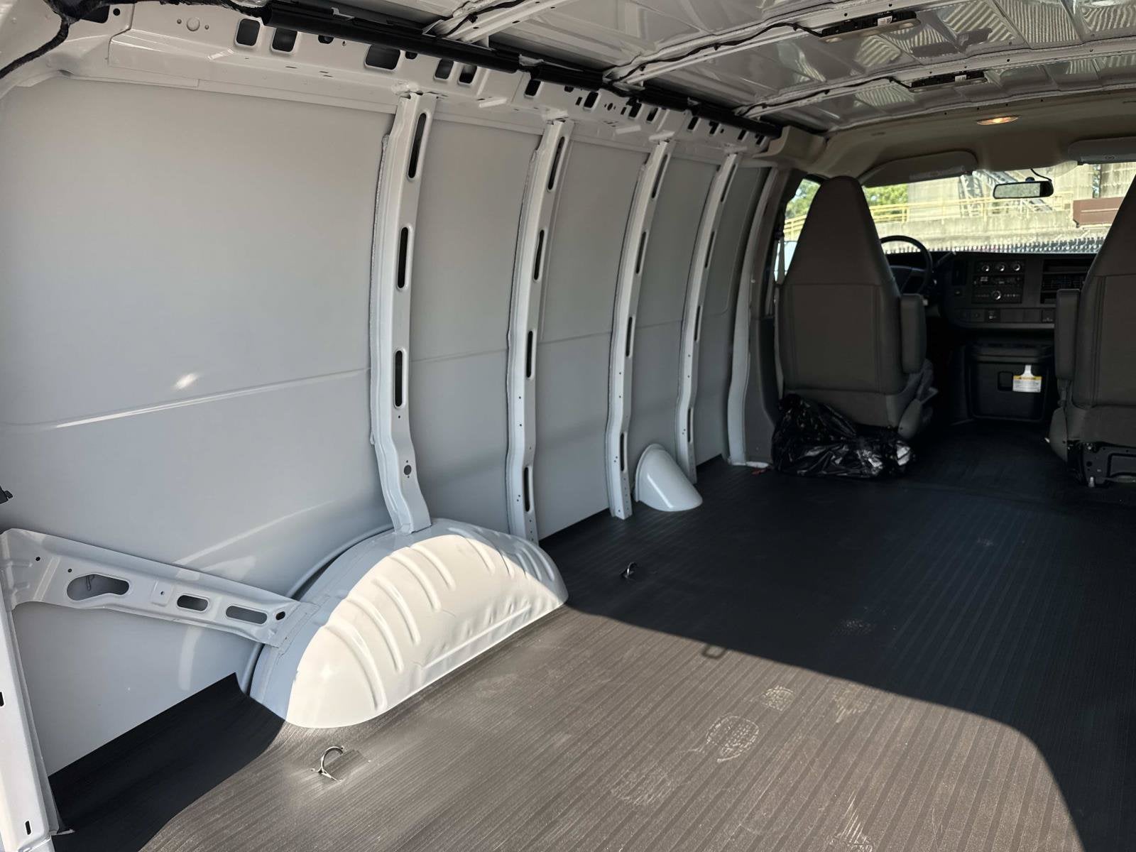 2026 GMC Savana Cargo Work Van - Photo 13