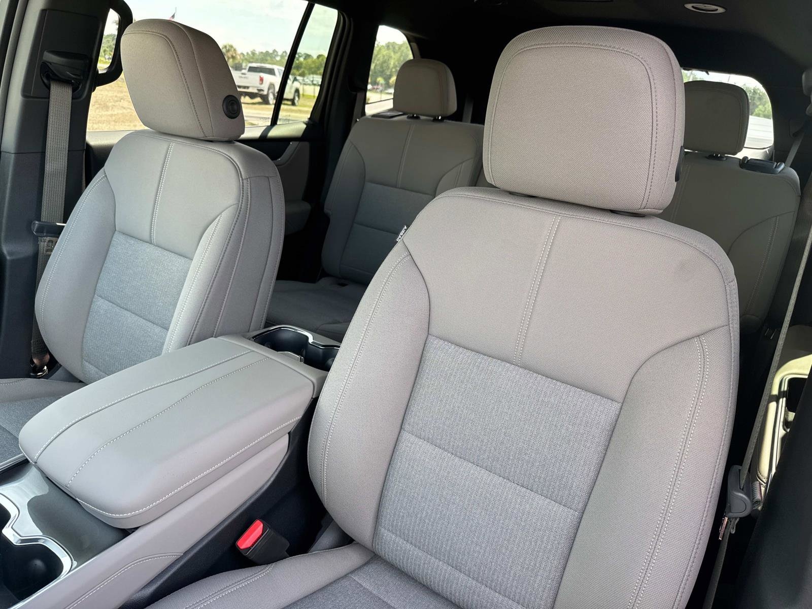 2026 GMC Acadia Elevation - Photo 24