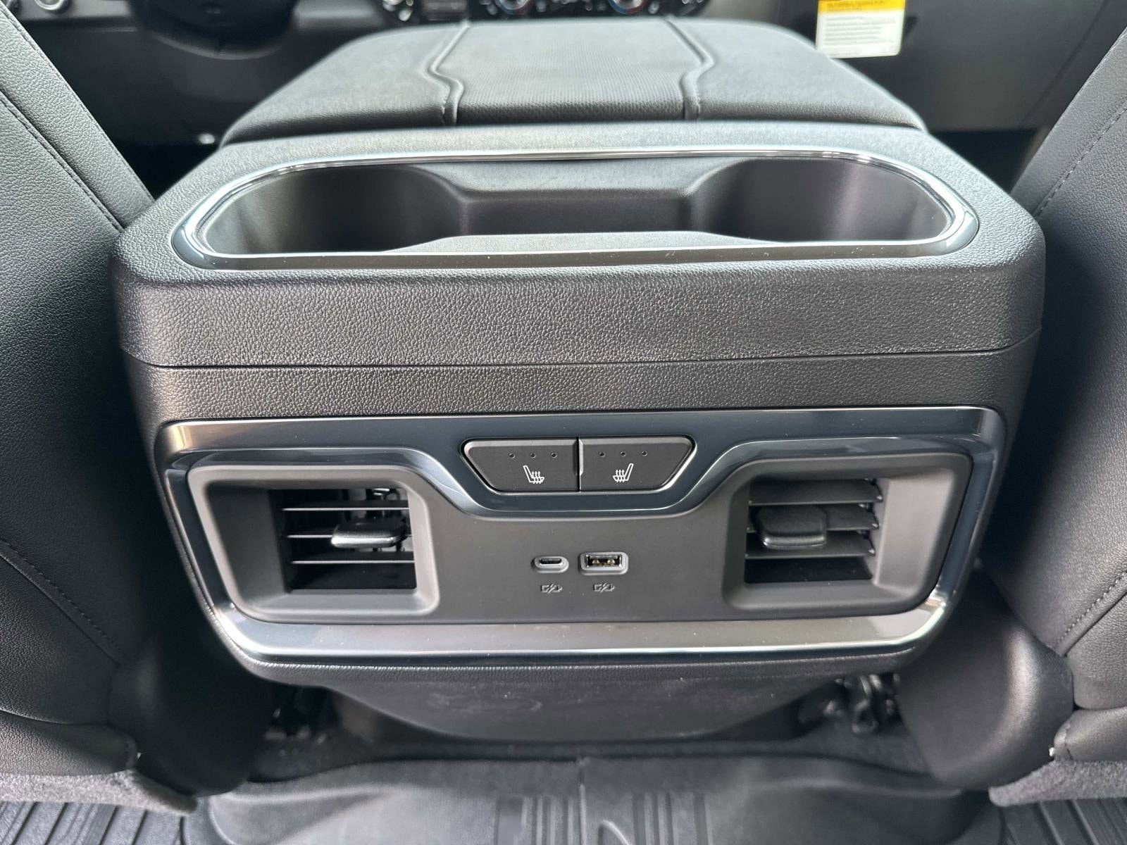 2026 GMC Sierra 1500 SLT - Photo 20
