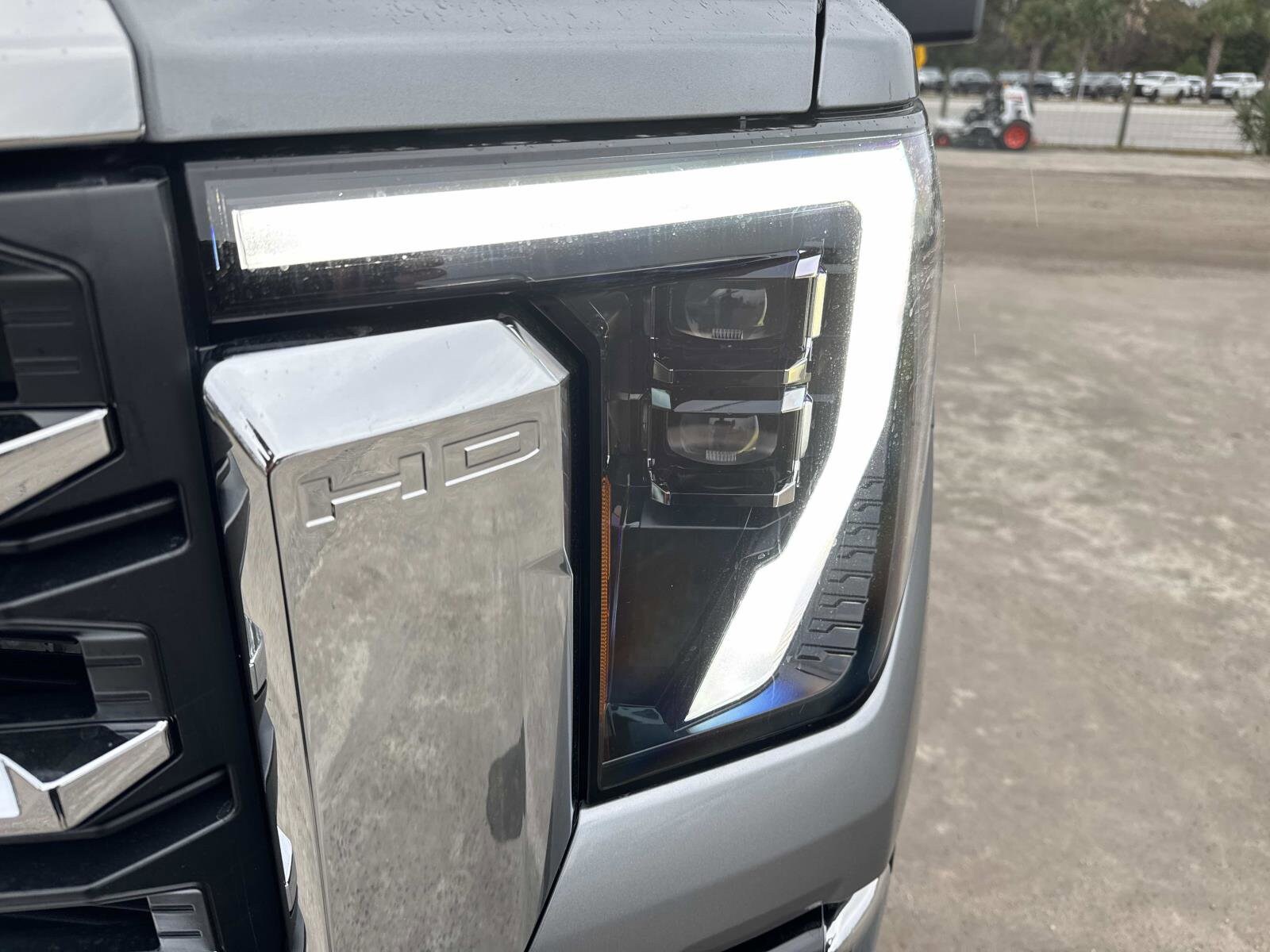 2026 GMC Sierra 2500HD SLT - Photo 9