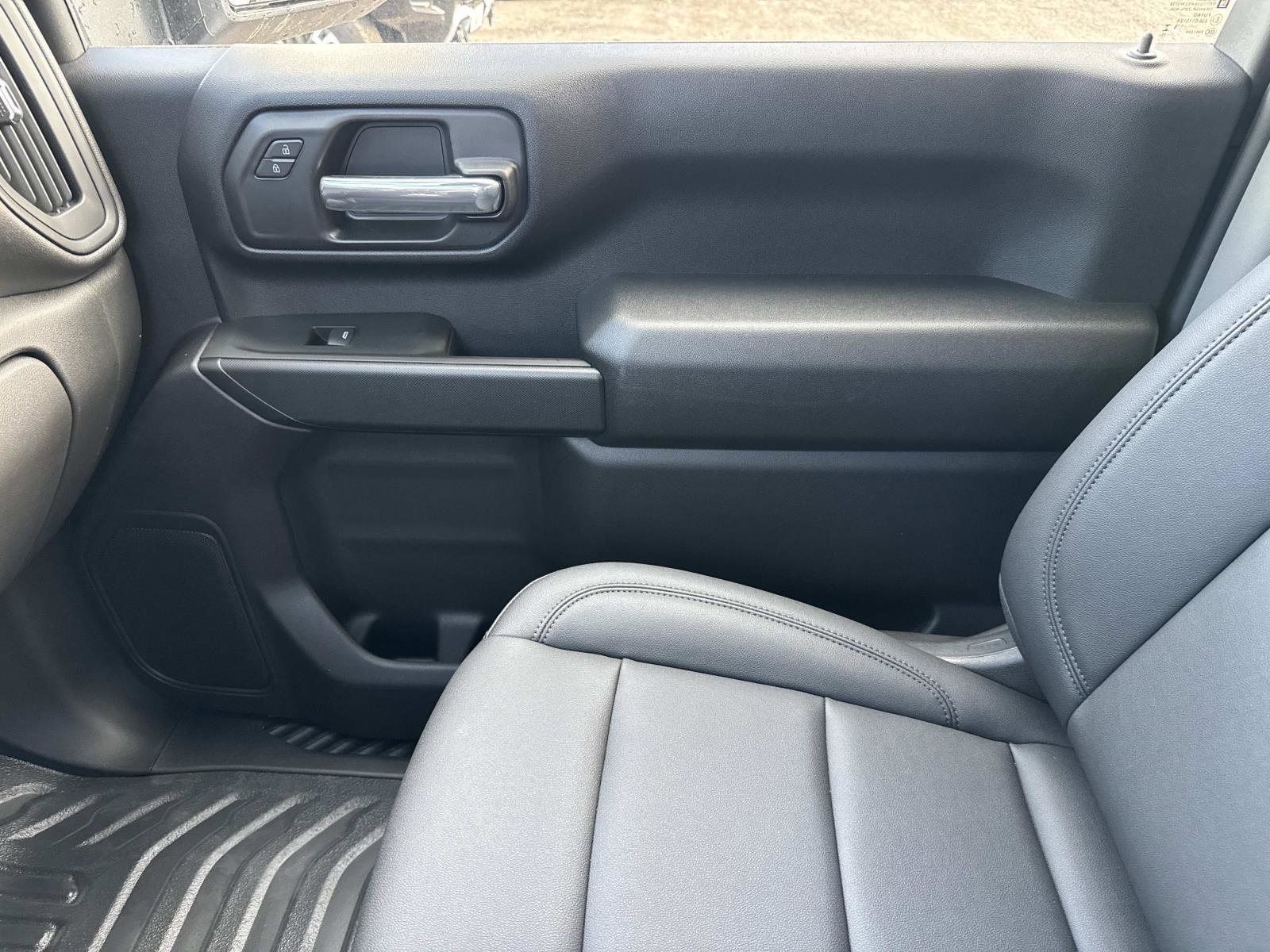 2025 GMC Sierra 3500HD Pro - Photo 20