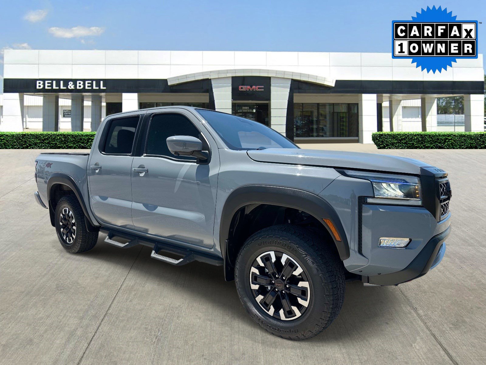 2024 Nissan Frontier PRO-4X Crew Cab 4X4's photo