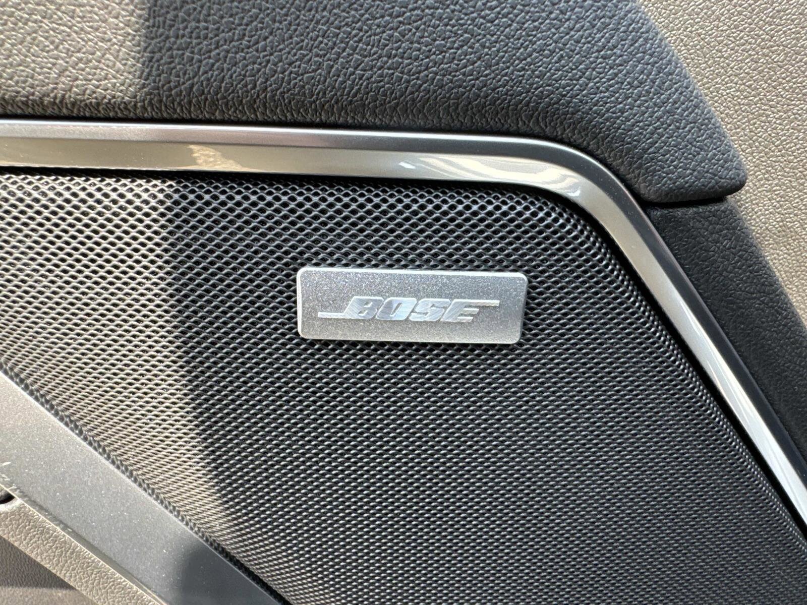 2026 GMC Sierra 1500 SLT - Photo 24