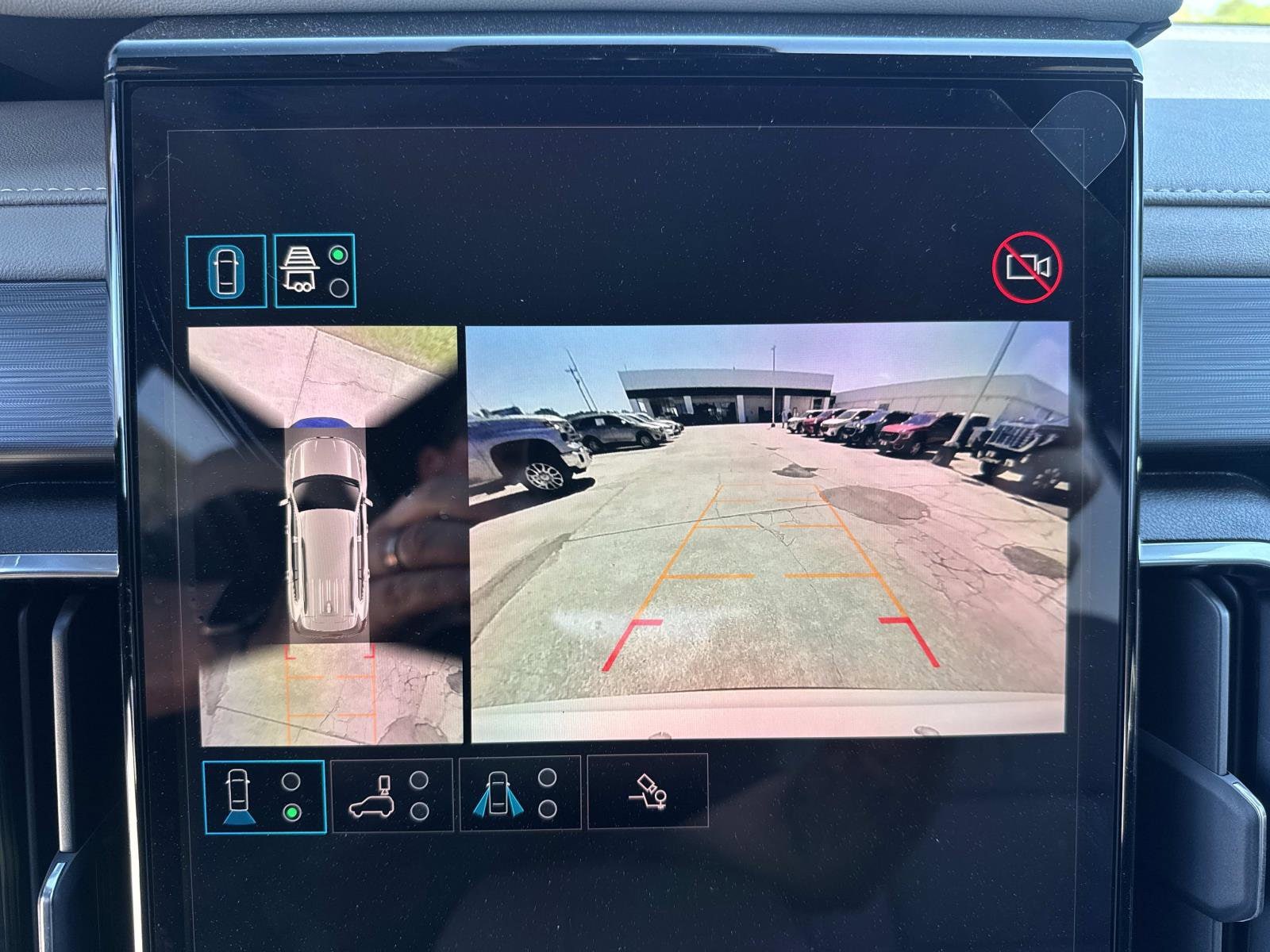 2026 GMC Acadia Elevation - Photo 29