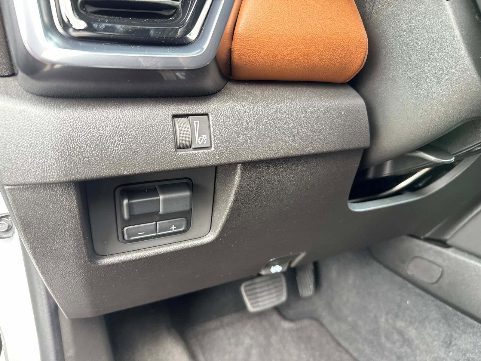 2025 GMC Canyon AT4 - Photo 37