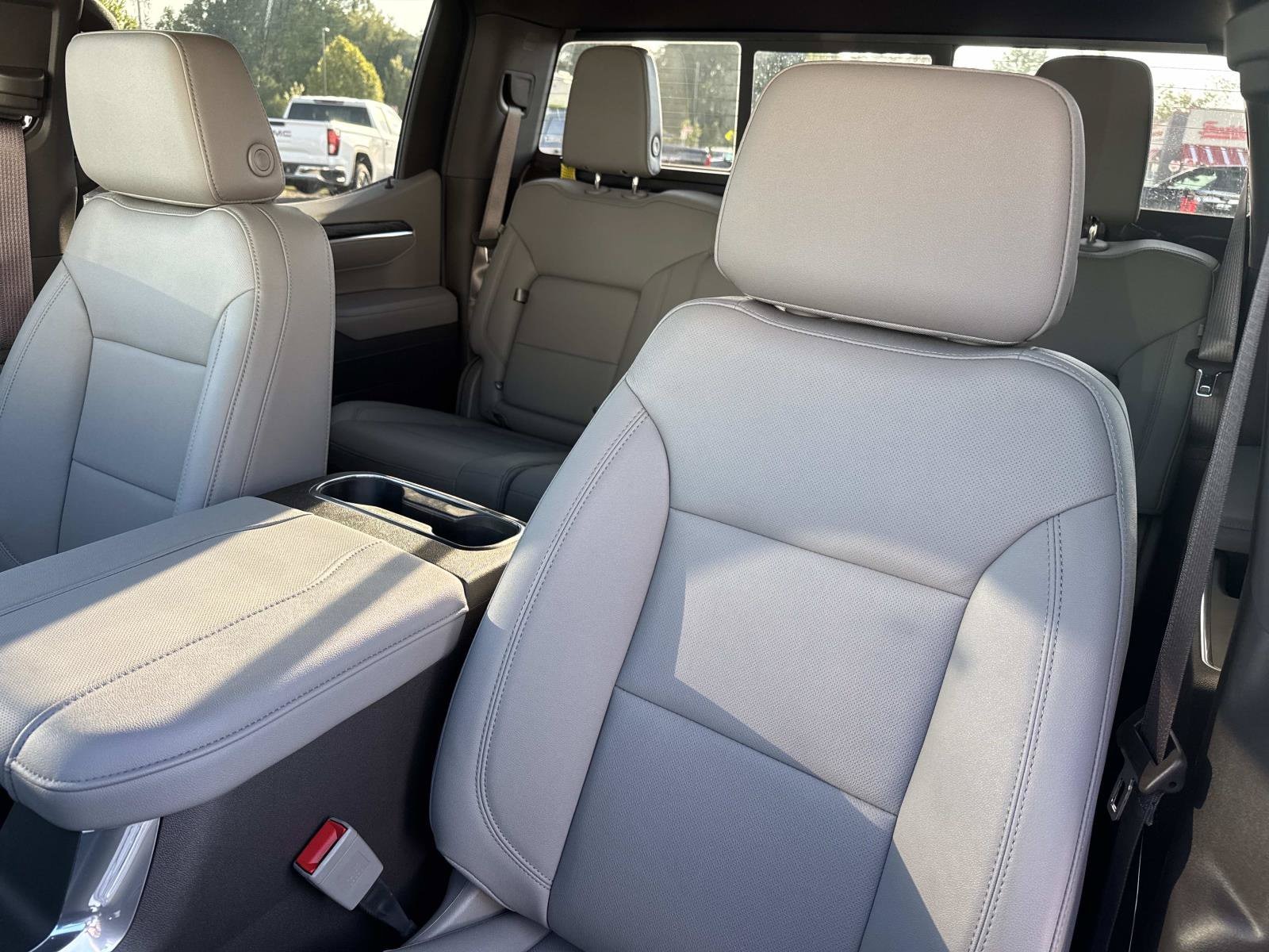2026 GMC Sierra 1500 SLT - Photo 25