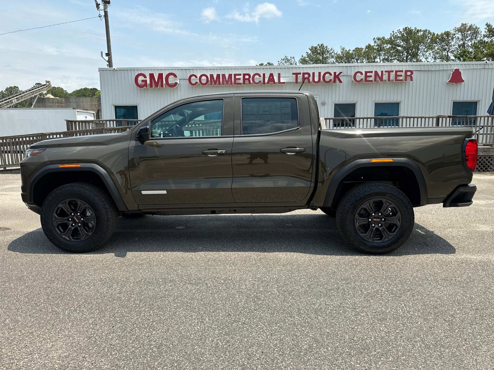 2025 GMC Canyon Elevation - Photo 6
