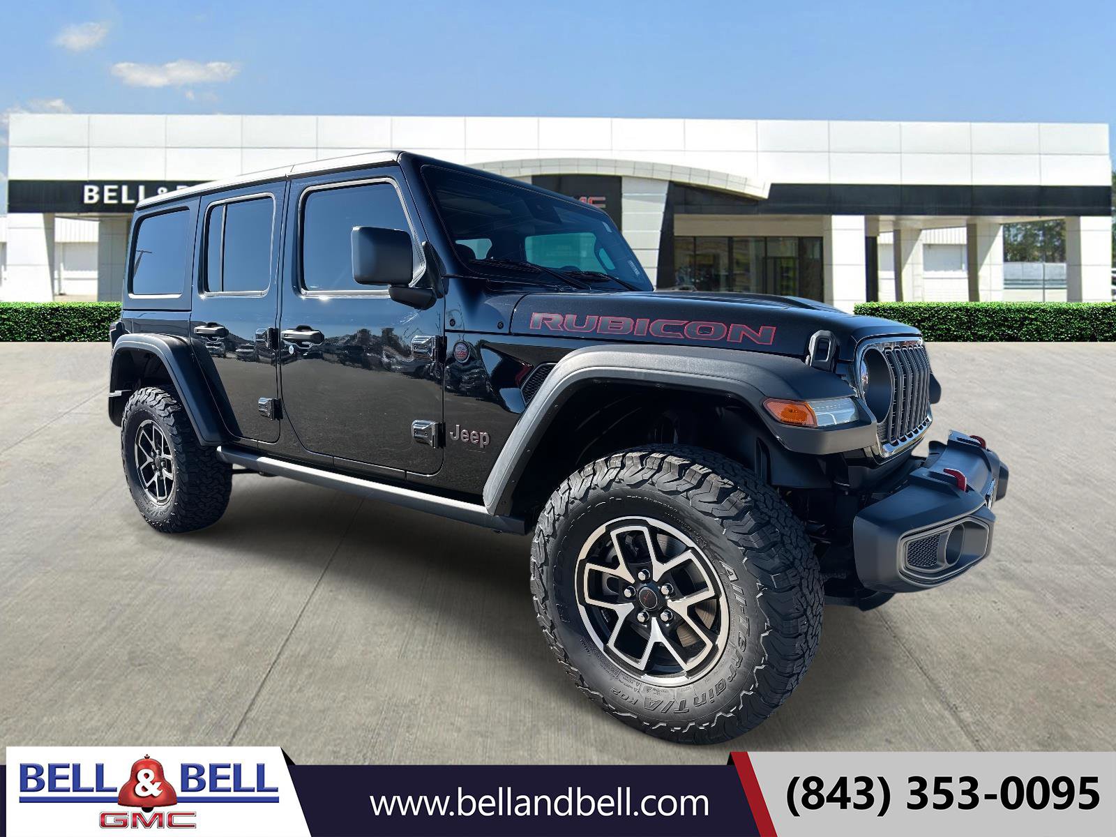 2024 Jeep Wrangler 4-Door Rubicon's photo