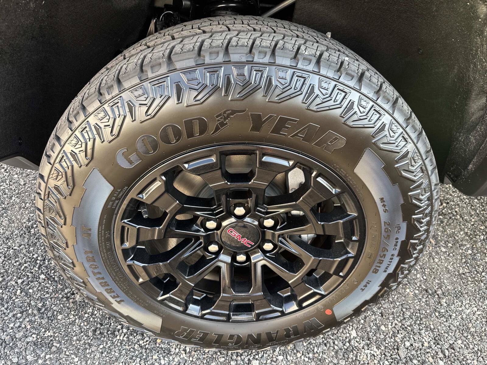 2026 GMC Canyon Elevation - Photo 10