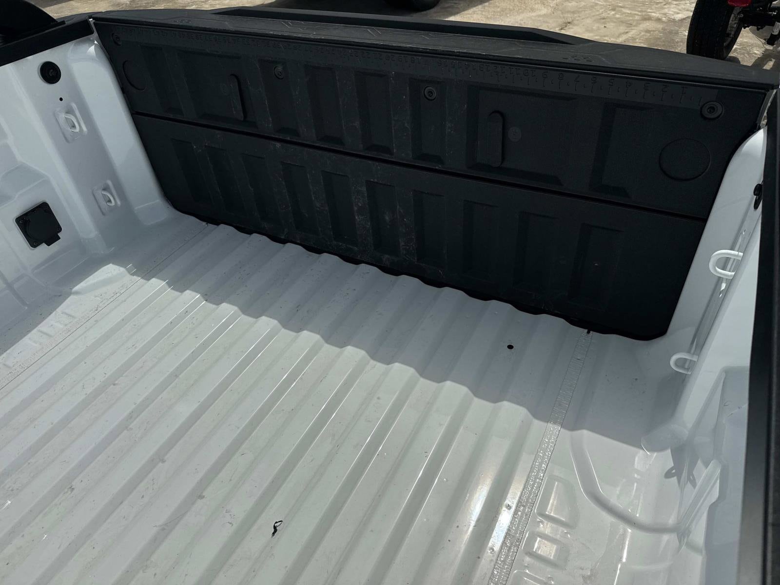 2025 GMC Canyon AT4 - Photo 13