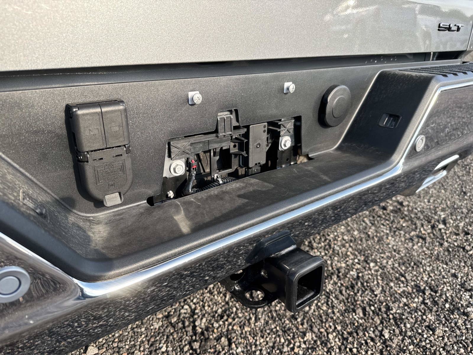 2026 GMC Sierra 1500 SLT - Photo 13