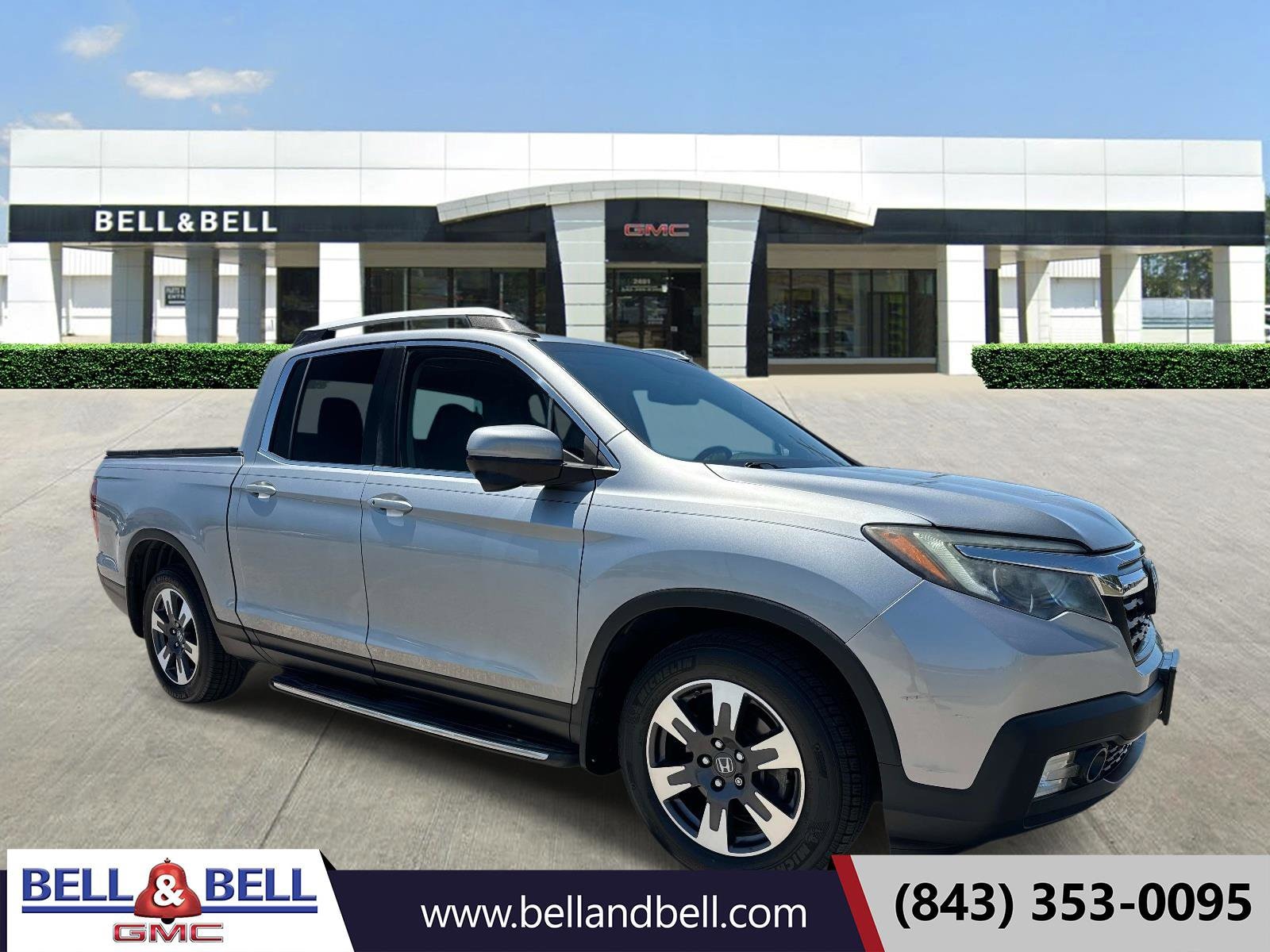 2017 Honda Ridgeline RTL-T's photo