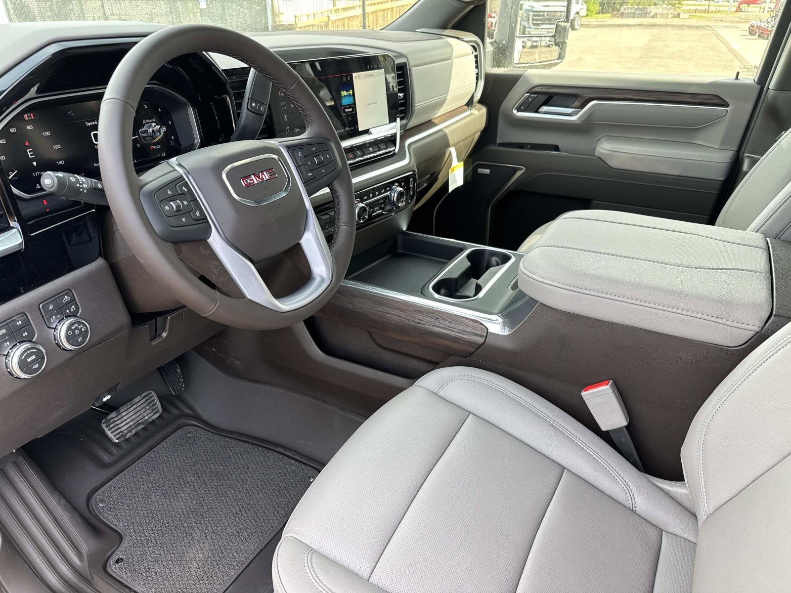 2026 GMC Sierra 2500HD SLT - Photo 27