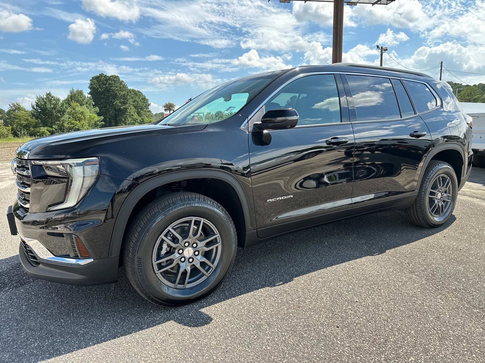 2026 GMC Acadia Elevation - Photo 7