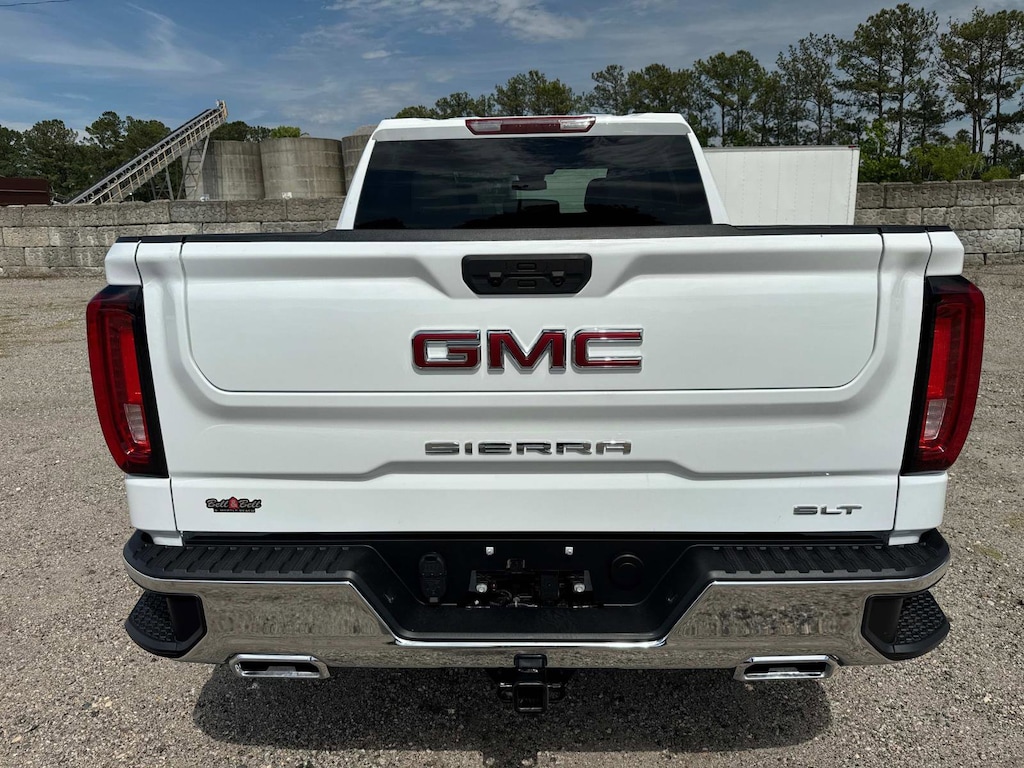 New 2025 GMC Sierra 1500 SLT Truck