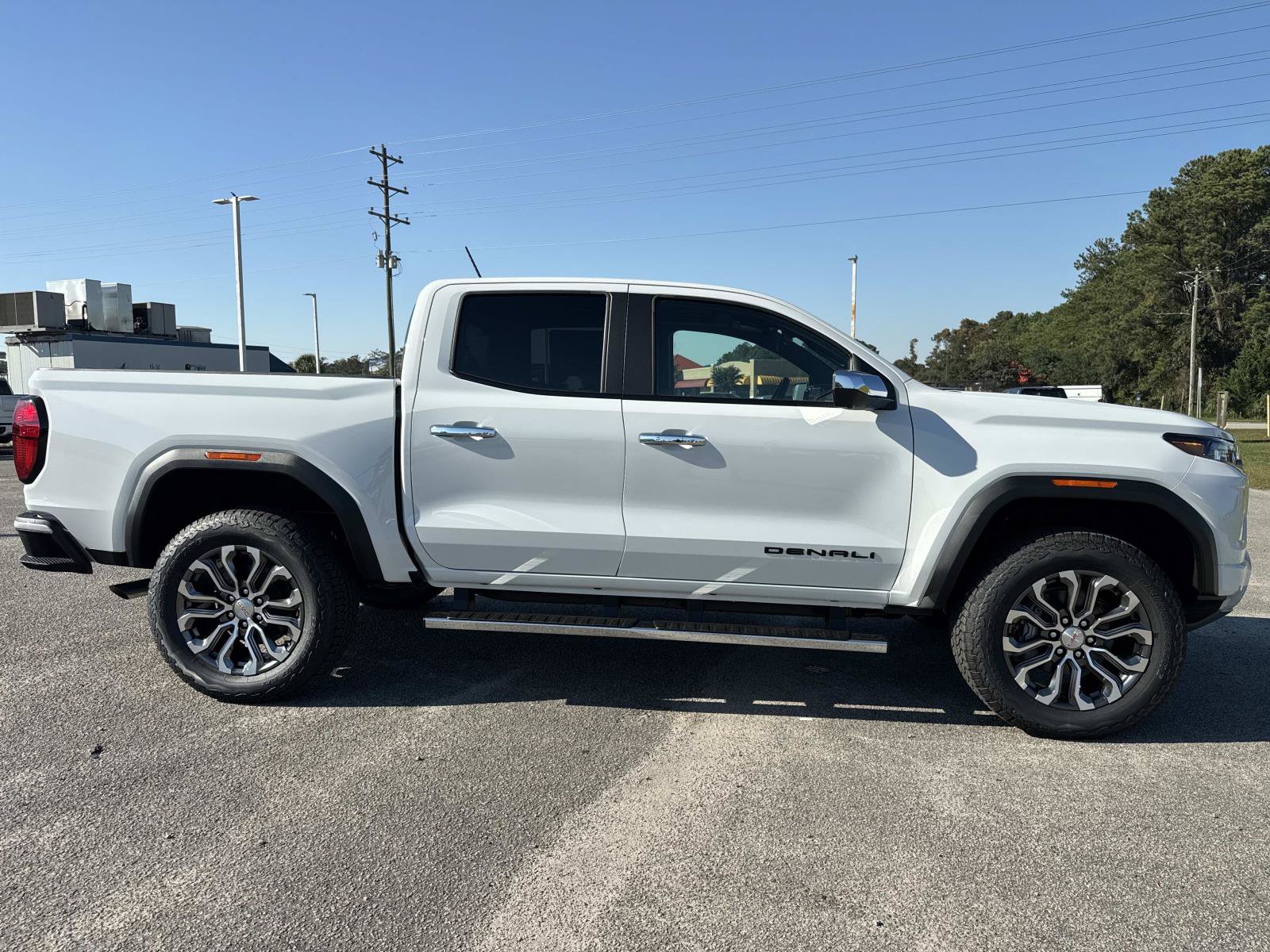 2026 GMC Canyon Denali - Photo 2