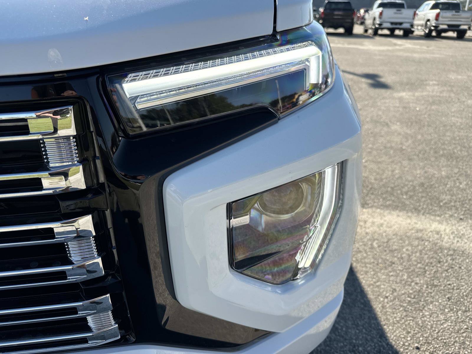 2026 GMC Canyon Denali - Photo 9