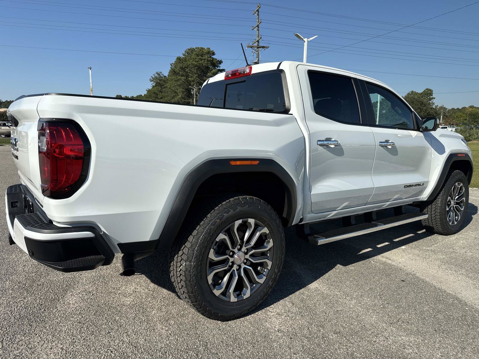 2026 GMC Canyon Denali - Photo 3