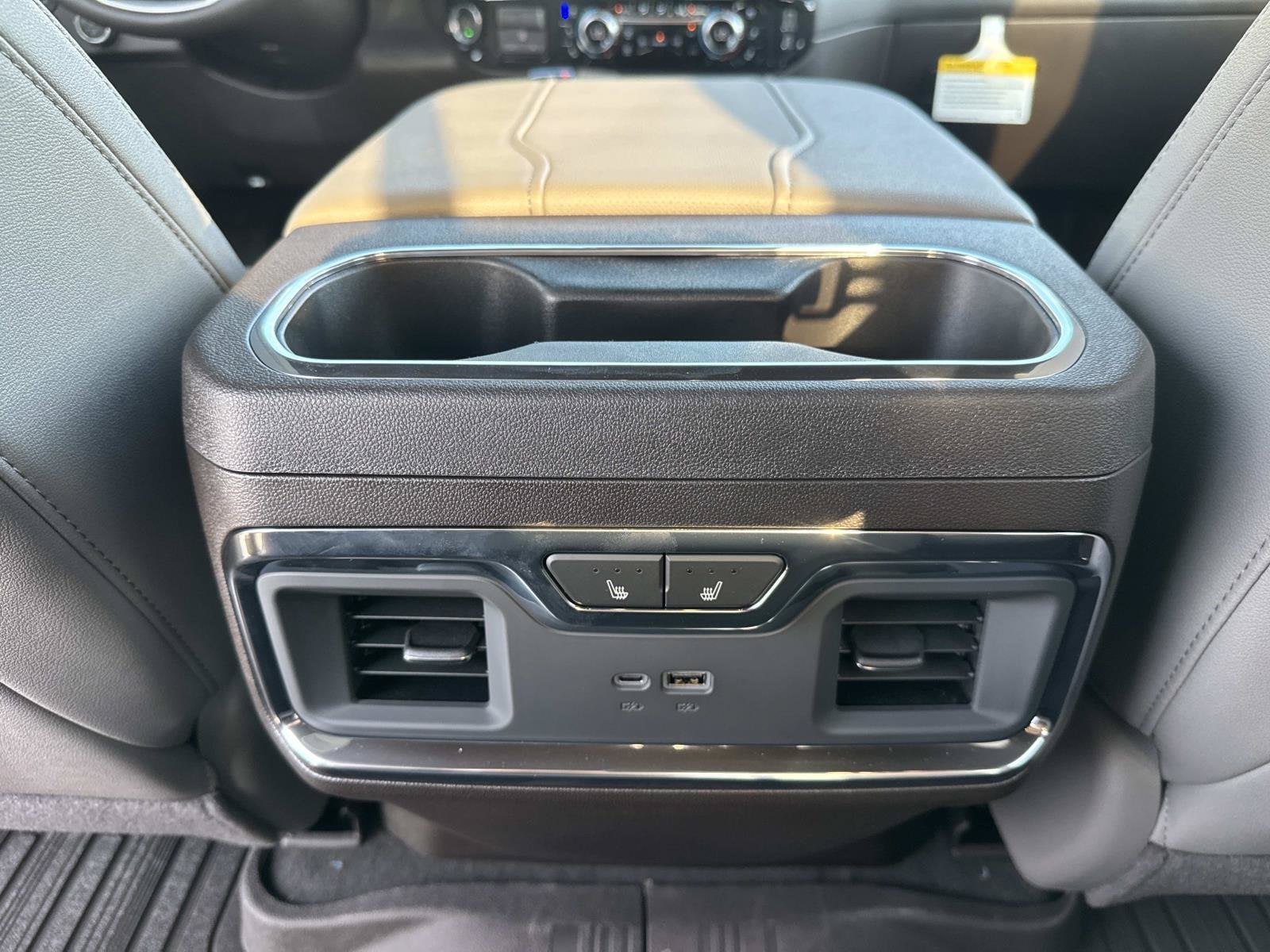 2026 GMC Sierra 1500 SLT - Photo 19
