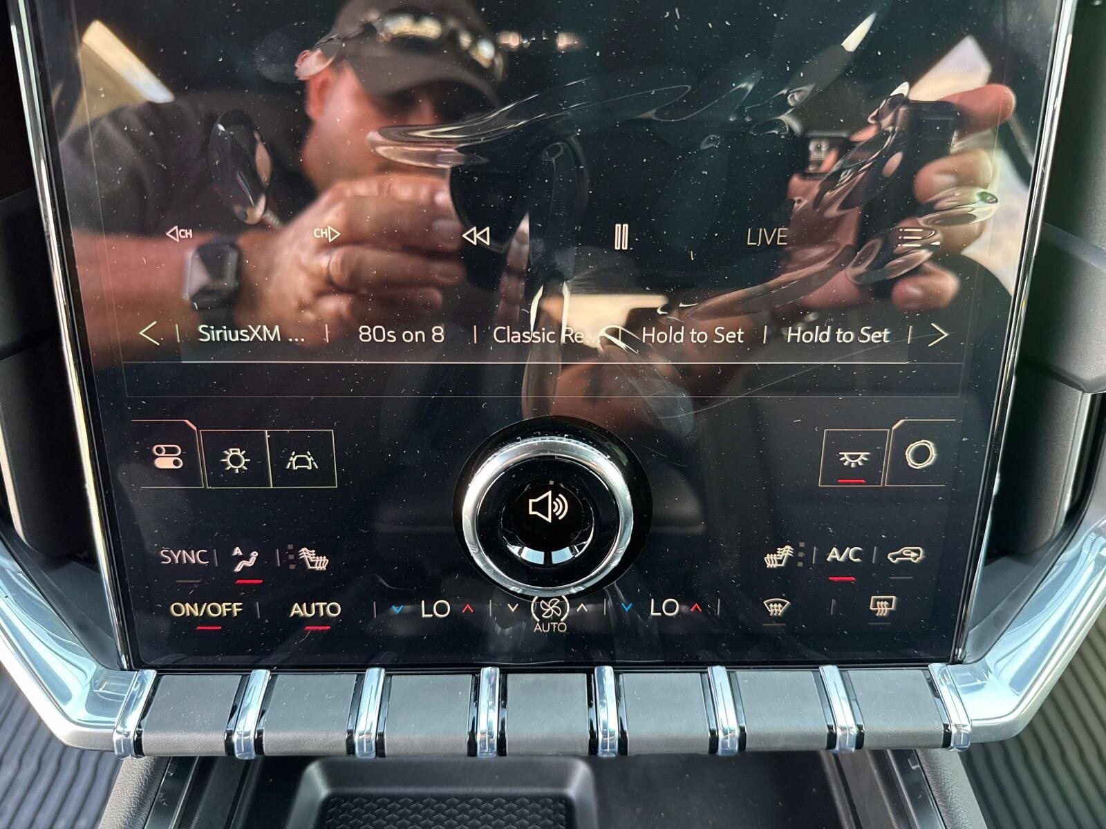 2026 GMC Acadia Elevation - Photo 30